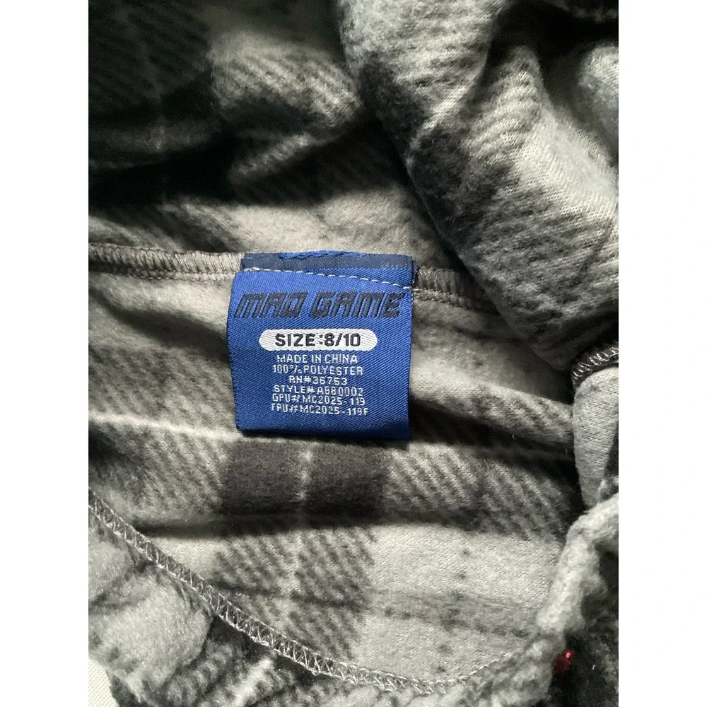 Mad Game pajama pants feature a gray and black plaid print Boys Size 8/10